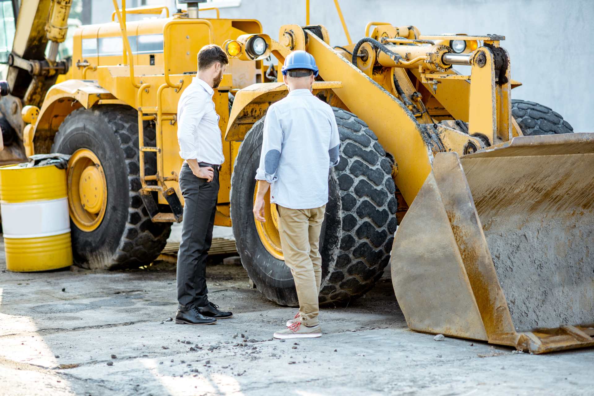 WDS Workers offering a maintenance inspection